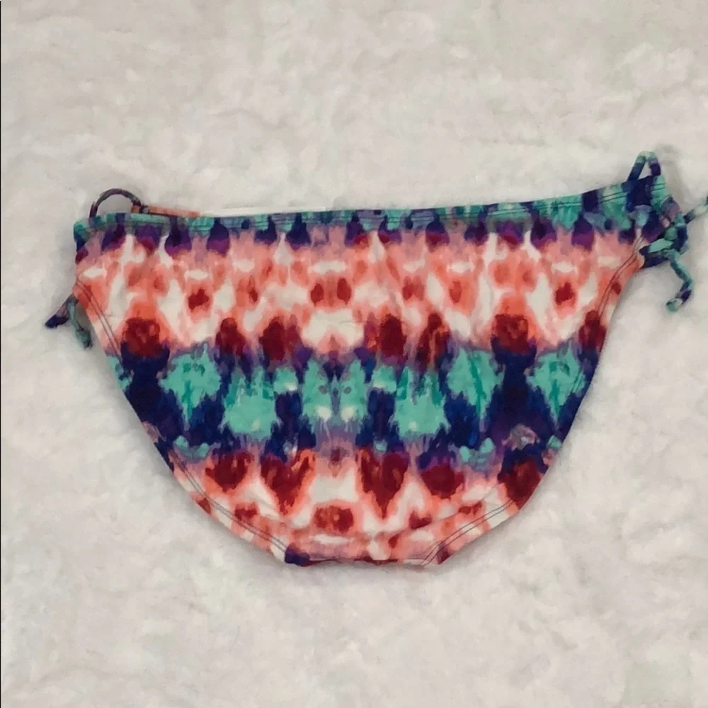 Kenneth Cole Bikini Bottoms Size Large - Picture 3 of 5